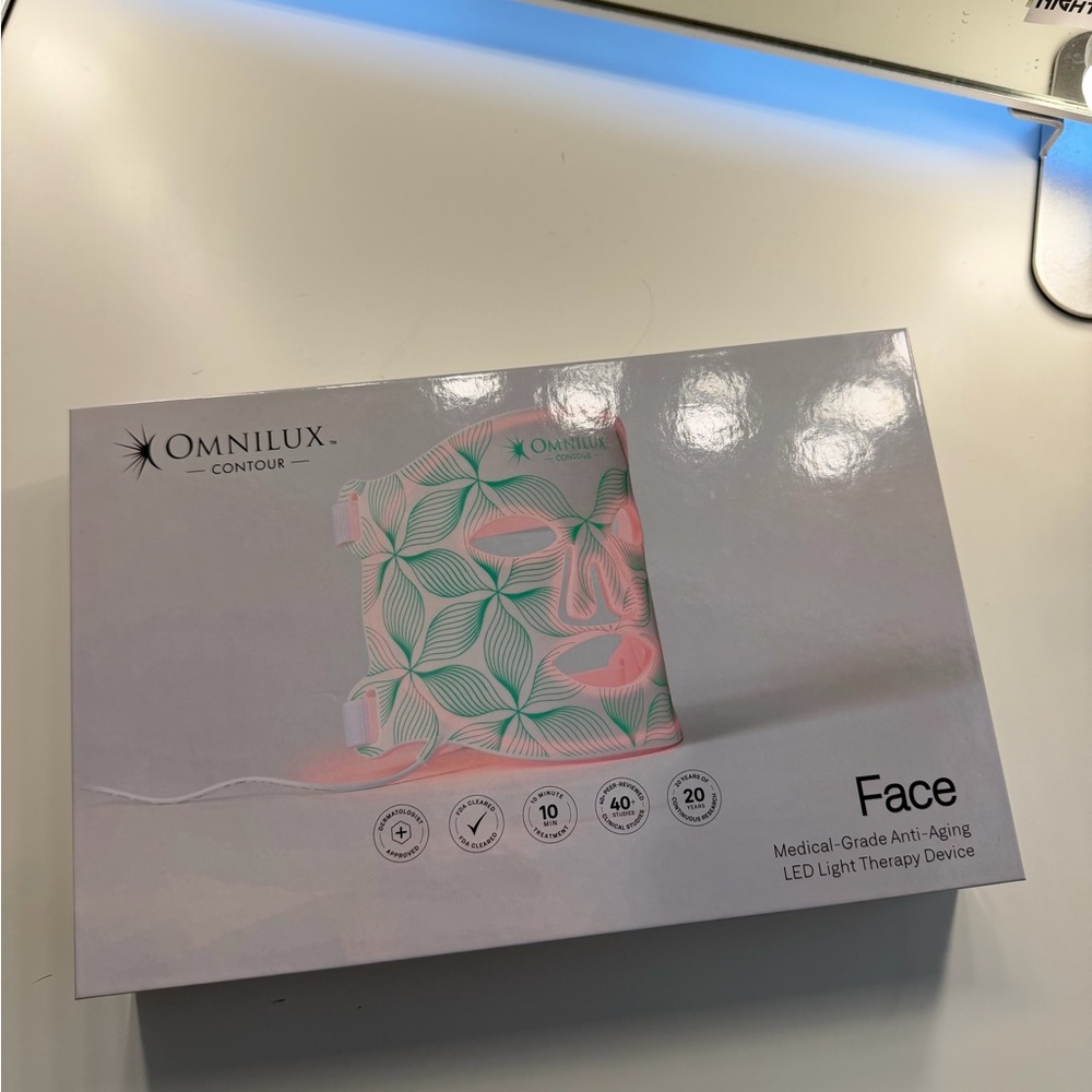 Omnilux Contour Face LED Light Therapy Device - Pink and Green